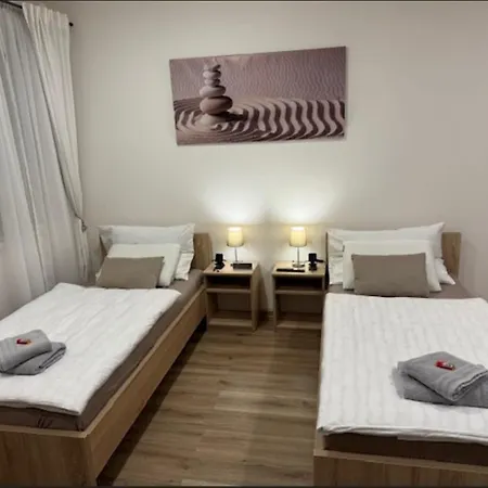 Aparthotel Svitavy * סביטאבי